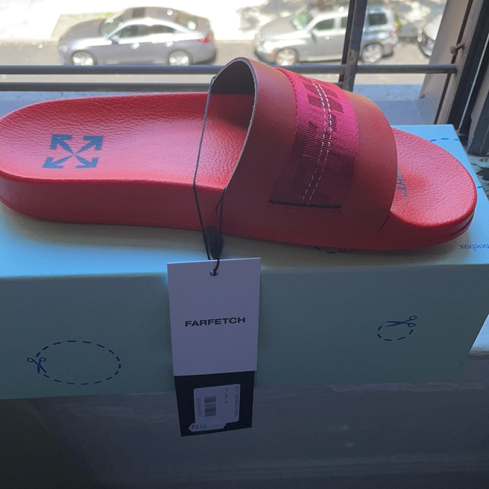 Red off-white slides